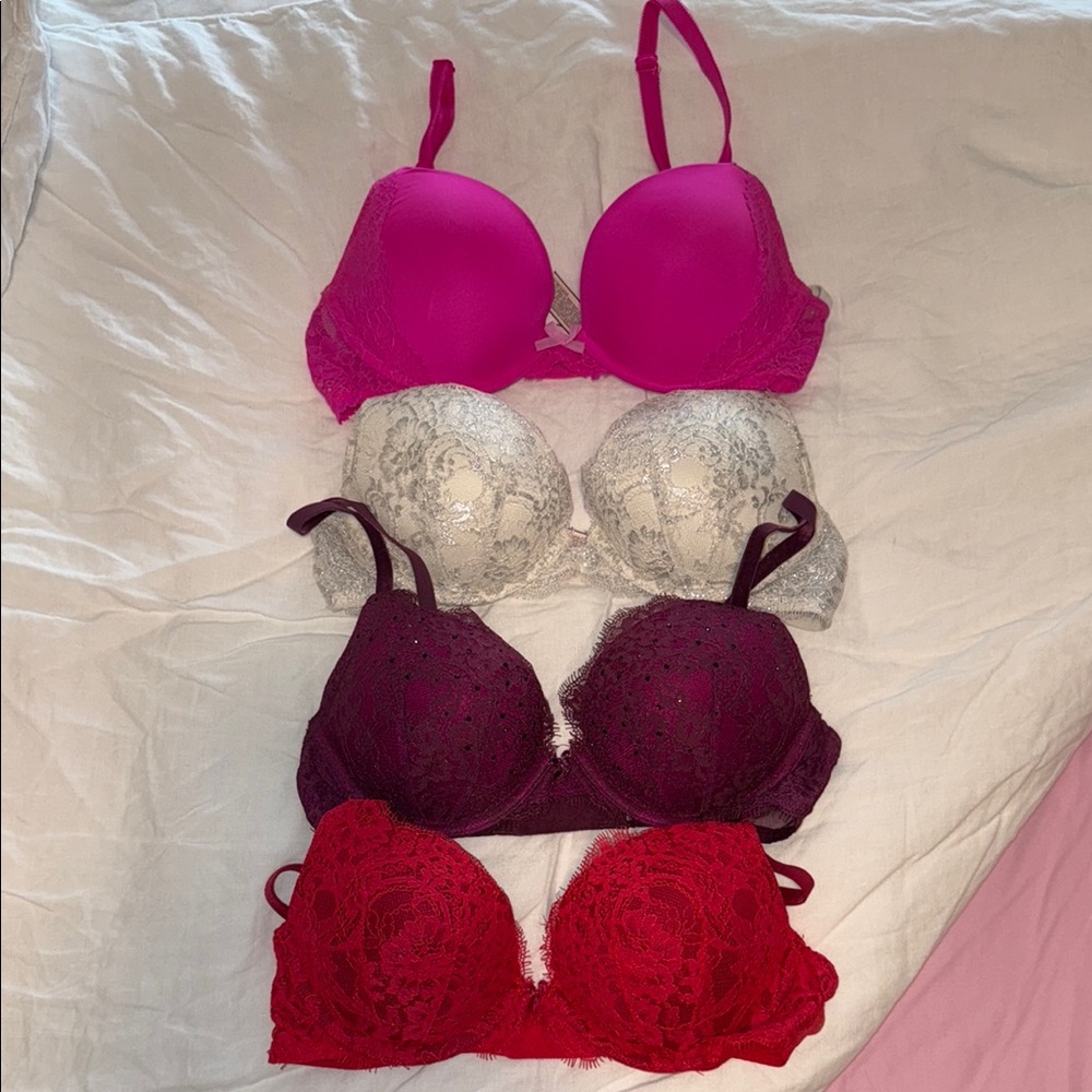 4 Victoria’s Secret Dream Angels Push Up Bras - 32C